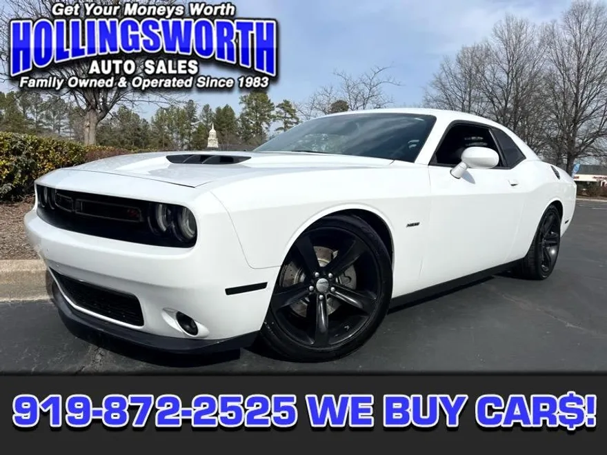 2015 Dodge Challenger R/T photo 1