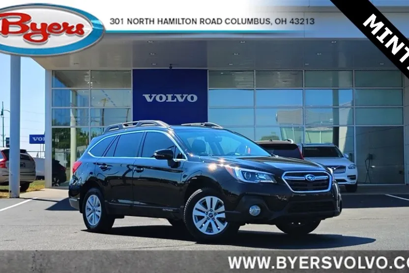 2018 Subaru Outback Premium photo 1