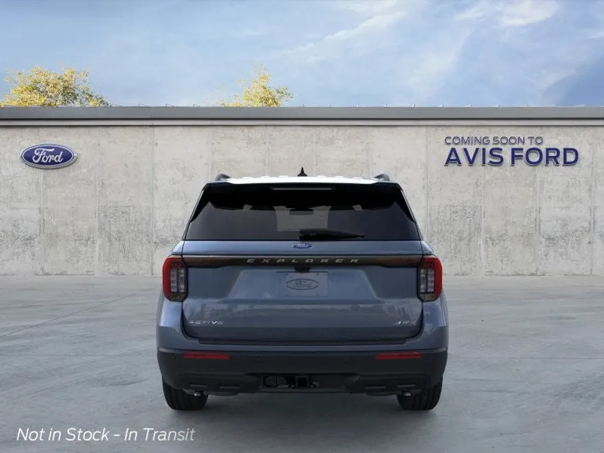 2025 Ford Explorer photo 1