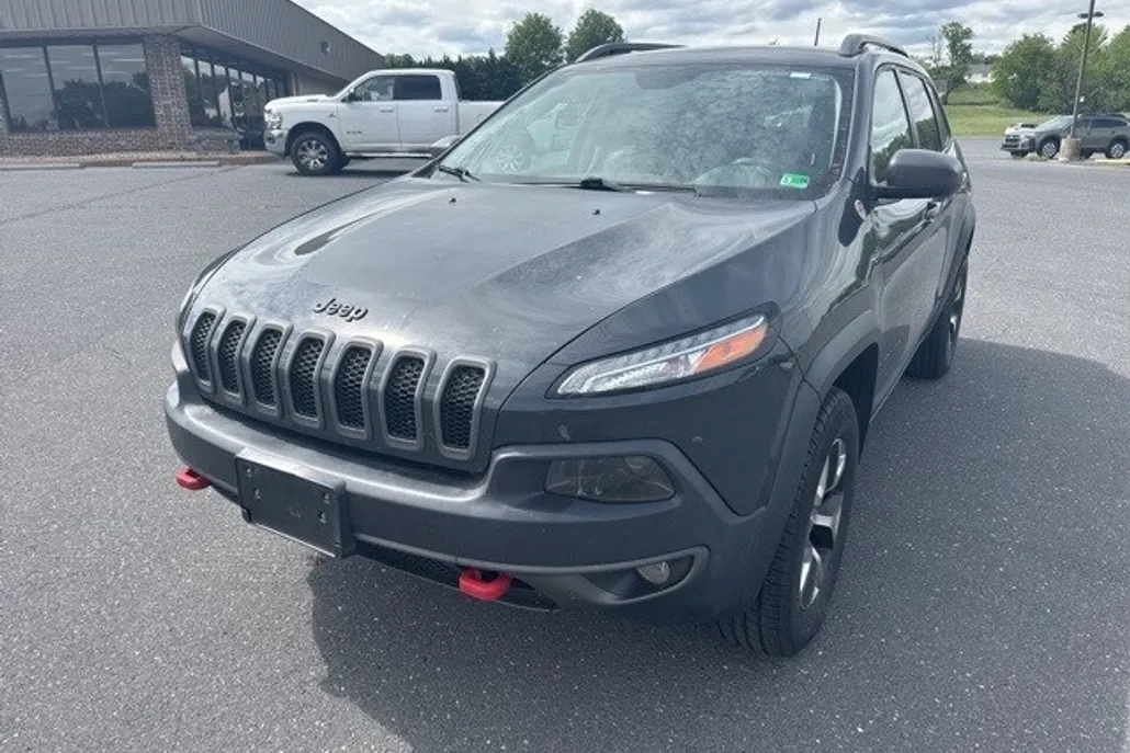2017 Jeep Cherokee Trailhawk photo 1