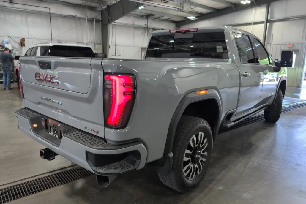 2024 Gmc Sierra 3500 HD AT4 photo 1
