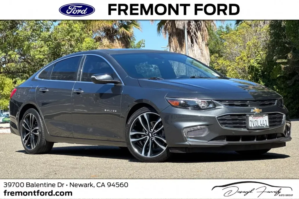 2016 Chevrolet Malibu Premier photo 1