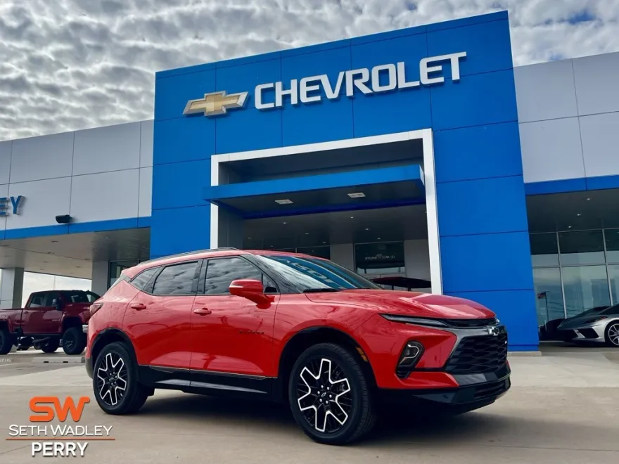 2025 Chevrolet Blazer RS photo 1