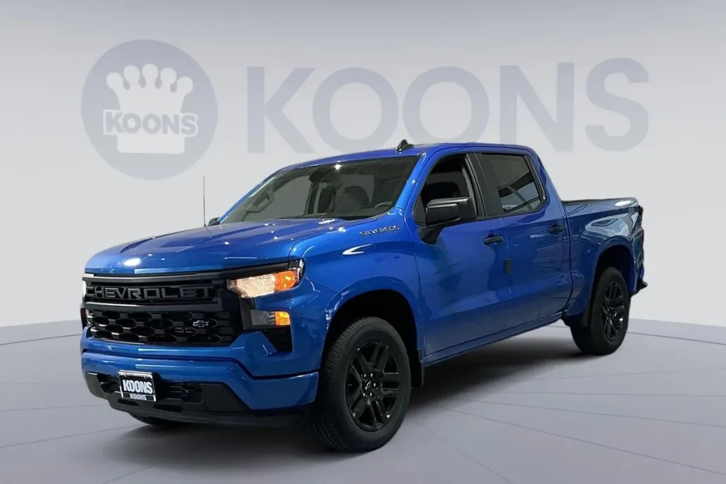 2025 Chevrolet Silverado Custom photo 1