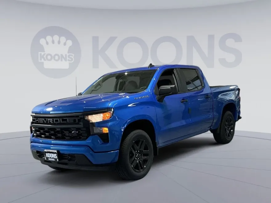 2025 Chevrolet Silverado Custom photo 1