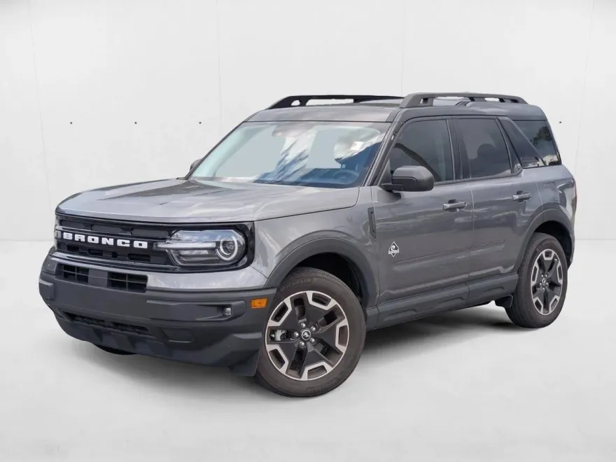 2024 Ford Bronco Sport Outer Banks photo 1