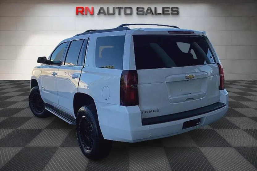 2015 Chevrolet Tahoe LS photo 1