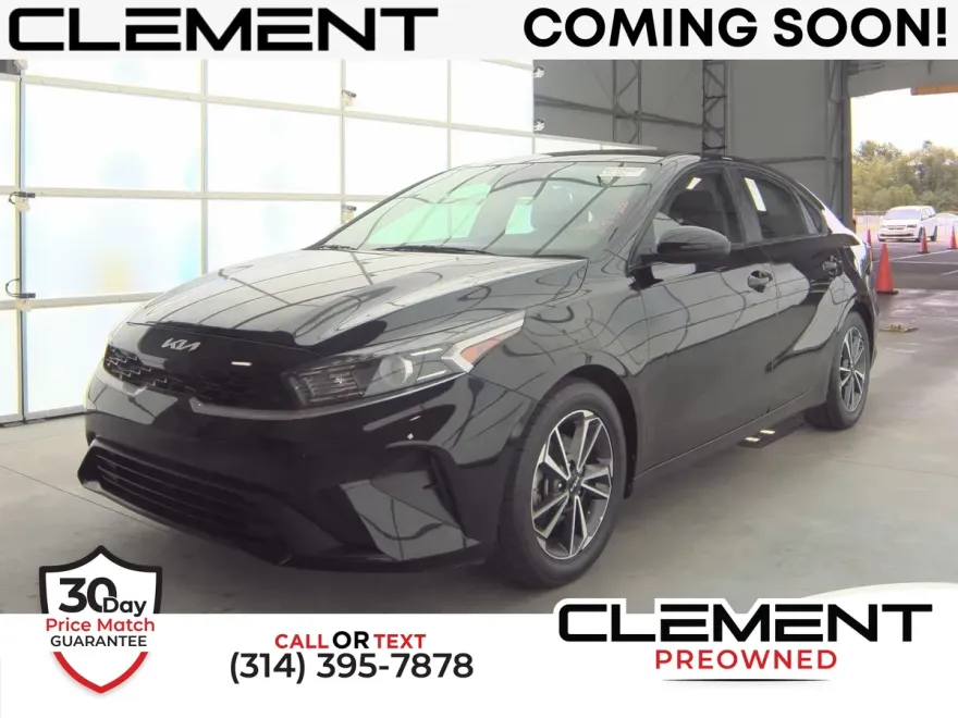 2022 Kia Forte LXS photo 1