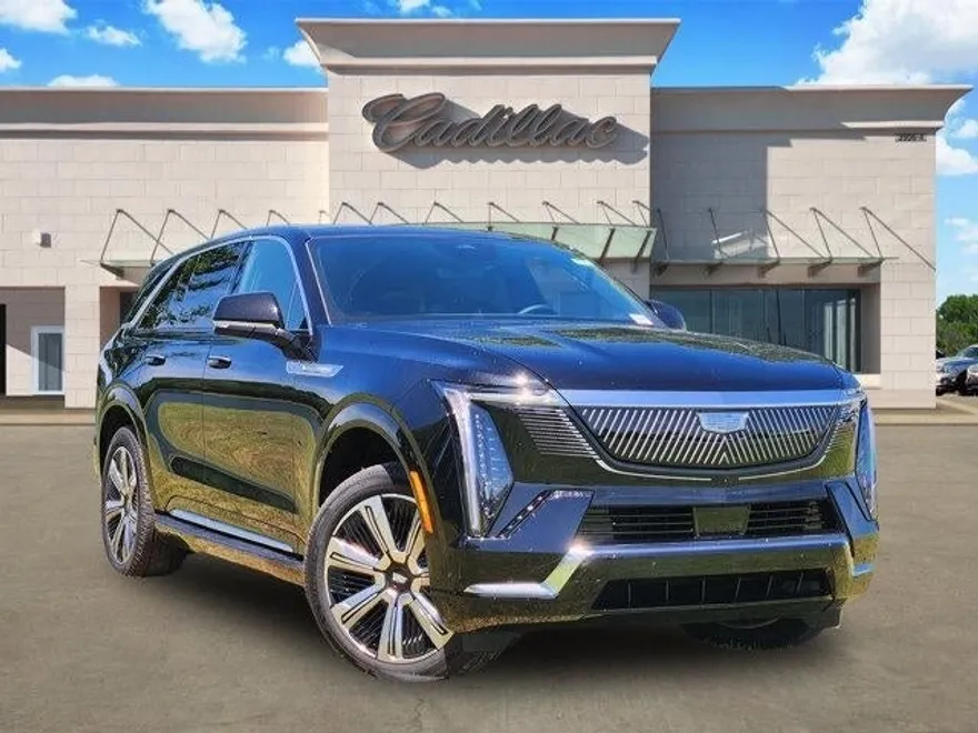 2025 Cadillac Escalade IQ Luxury photo 1