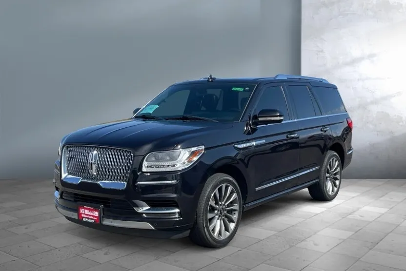 2019 Lincoln Navigator Select photo 1