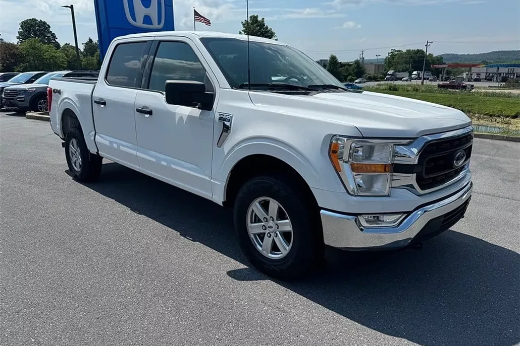 2021 Ford F-150 XLT photo 1