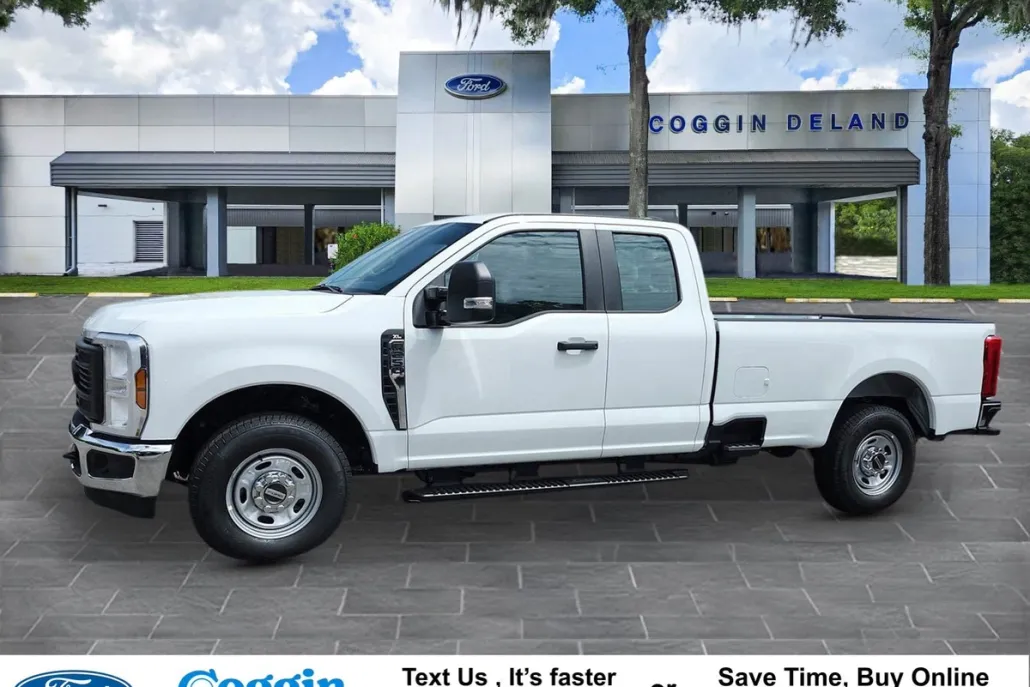 2025 Ford F-250 XL photo 1