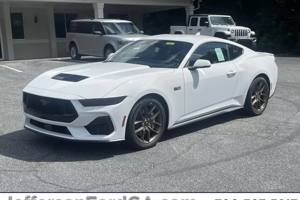 2025 Ford Mustang GT Premium photo 1