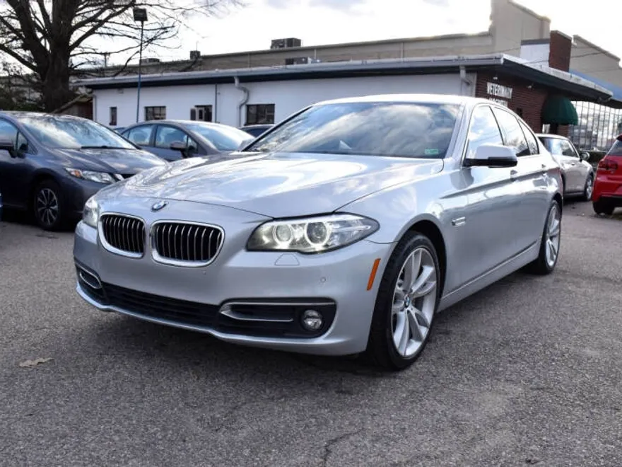 2016 Bmw 535i 5-Series photo 1