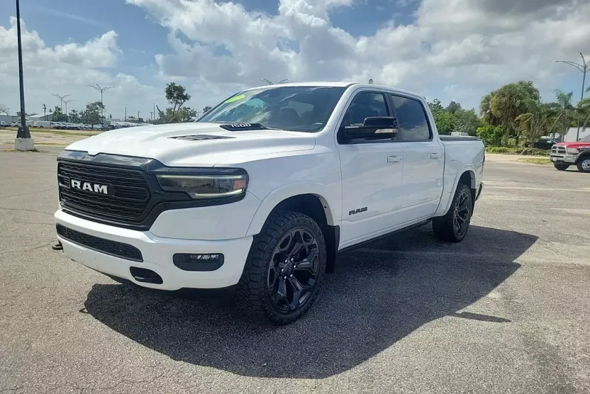 2022 Ram 1500 Limited photo 1