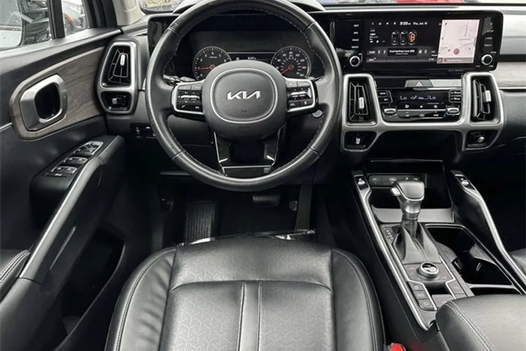 2022 Kia Sorento X-Line EX photo 1