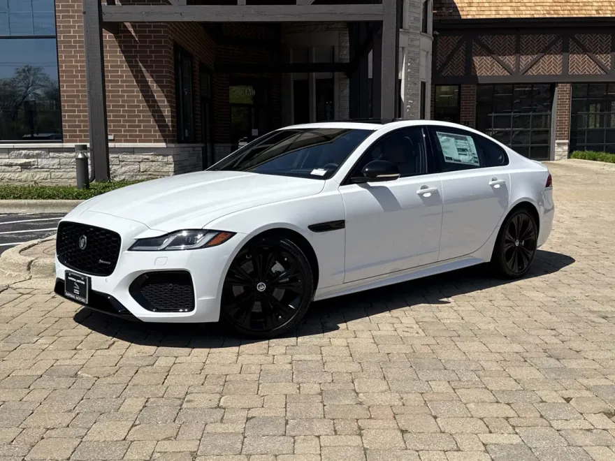 2024 Jaguar XF P300 R-Dynamic SE photo 1