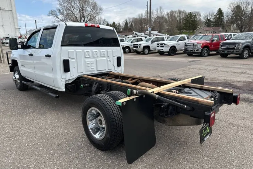 2017 Chevrolet Silverado 3500HD Work Truck photo 1
