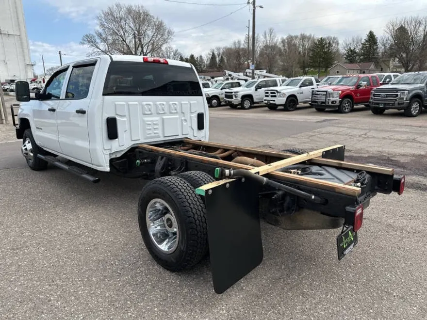 2017 Chevrolet Silverado 3500HD Work Truck photo 1