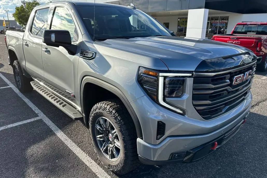 2026 Gmc Sierra 1500 AT4 photo 1
