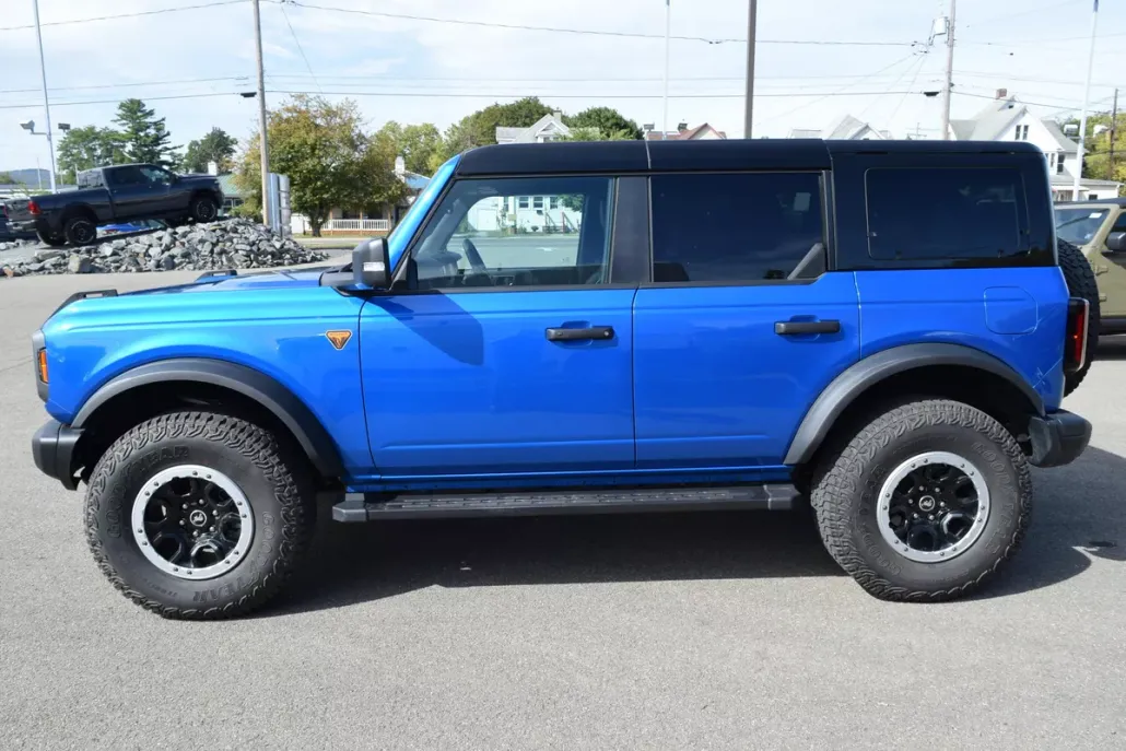 2025 Ford Bronco Badlands photo 1
