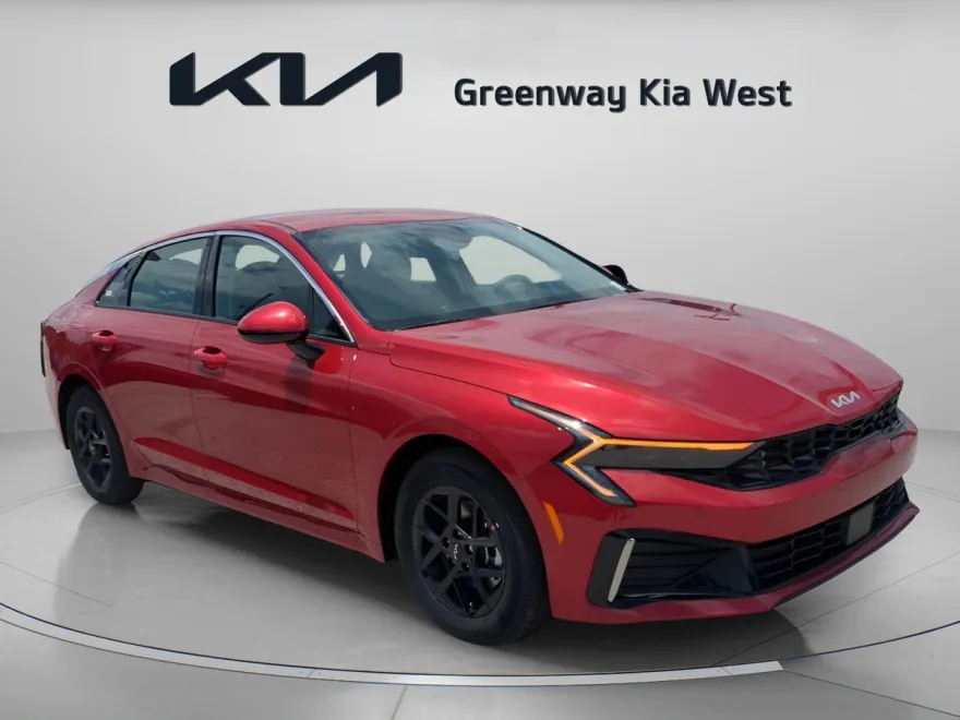 2025 Kia K5 LXS photo 1