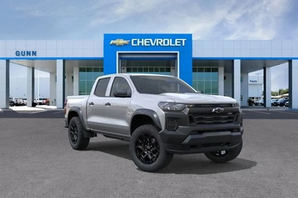 2026 Chevrolet Colorado Trail Boss photo 1