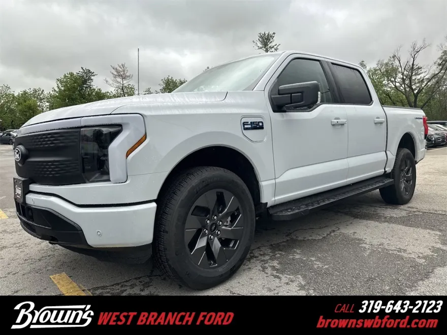 2025 Ford F-150 Lightning photo 1