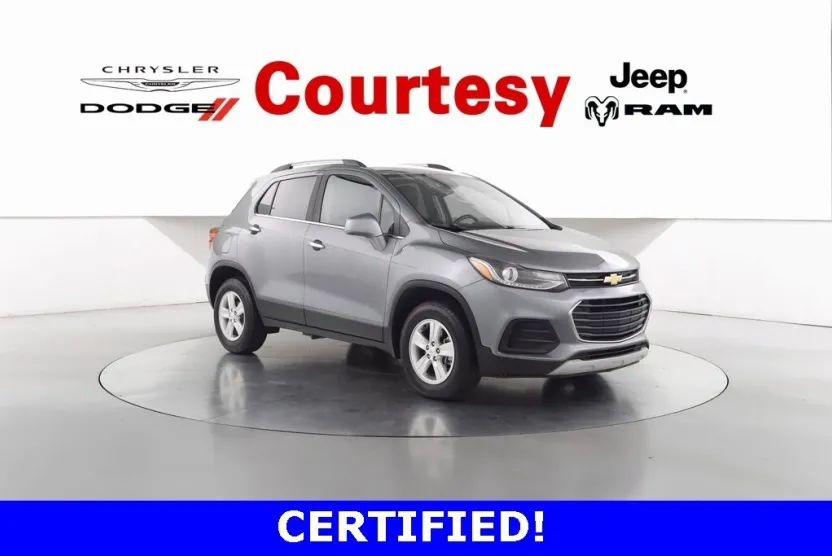 2019 Chevrolet Trax LT photo 1