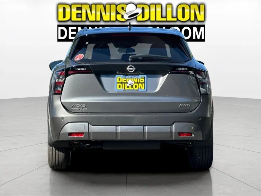 2026 Nissan Kicks SV photo 1