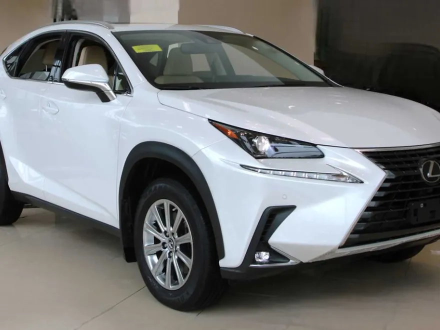 2021 Lexus NX 300 photo 1