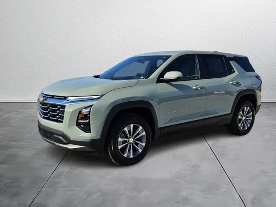 2026 Chevrolet Equinox LT photo 1