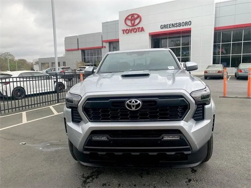 2025 Toyota Tacoma TRD Sport Double Cab photo 1