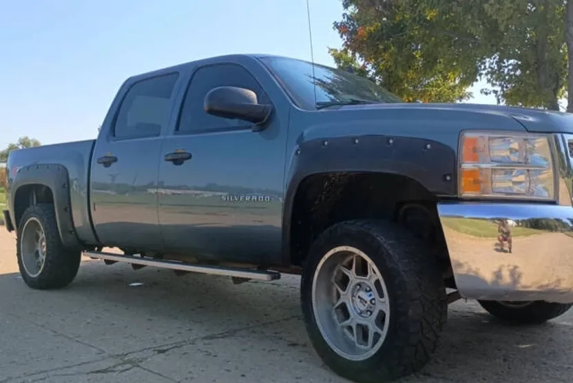 2012 Chevrolet Silverado 1500 LT photo 1