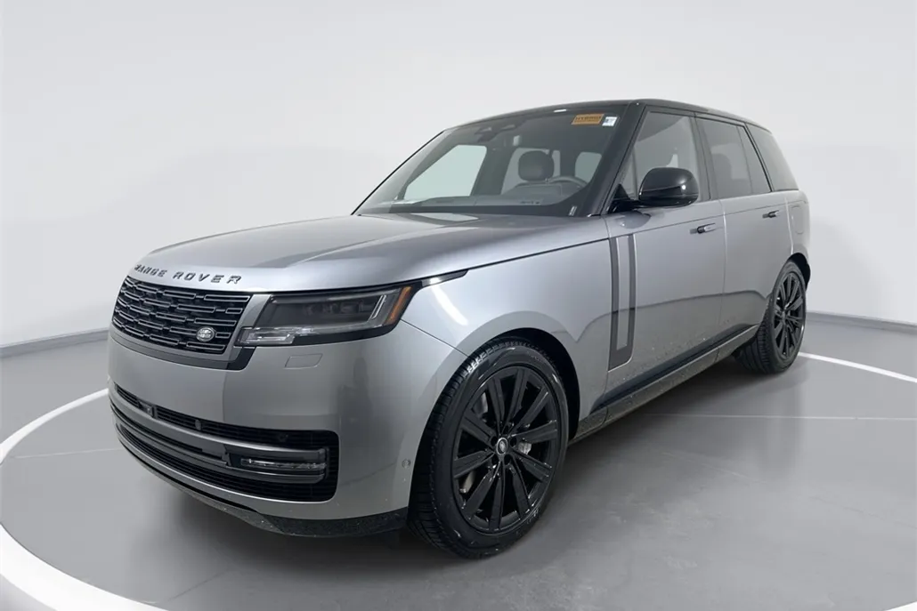 2025 Land Rover Range Rover SE photo 1