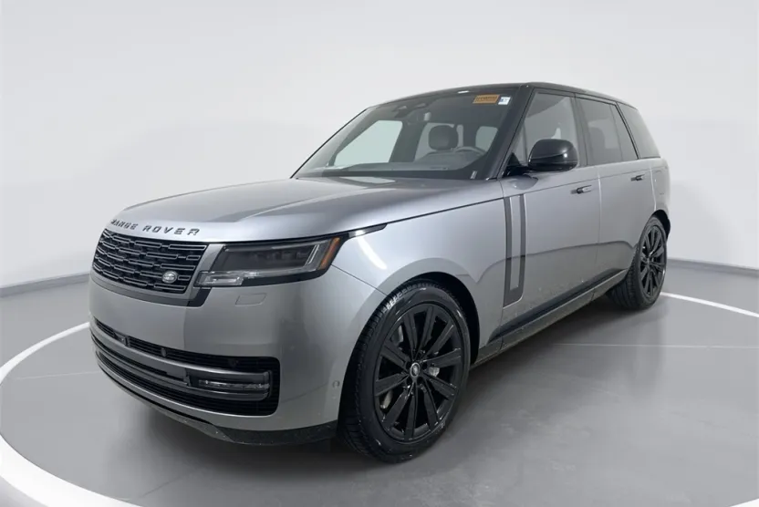 2025 Land Rover Range Rover SE photo 1