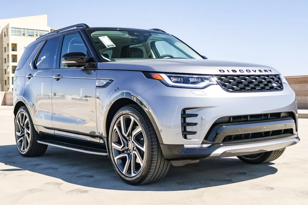 2025 Land Rover Discovery SE photo 1