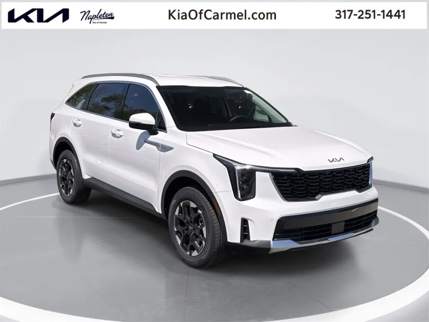 2025 Kia Sorento S photo 1