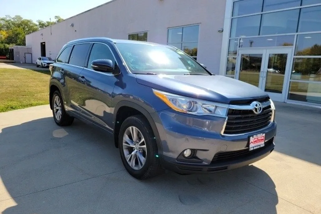 2014 Toyota Highlander XLE photo 1