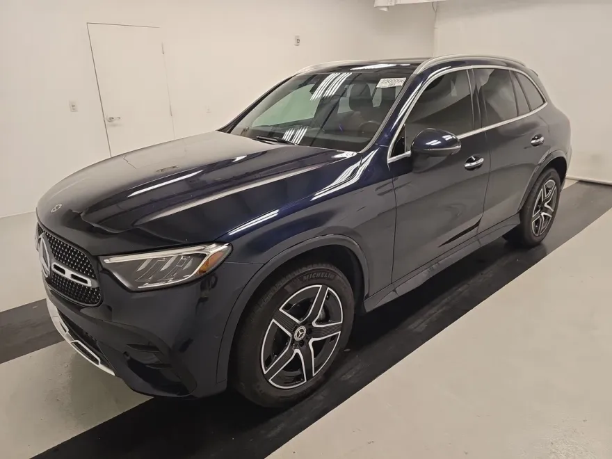 2024 Mercedes Benz GLC 300 AMG photo 1