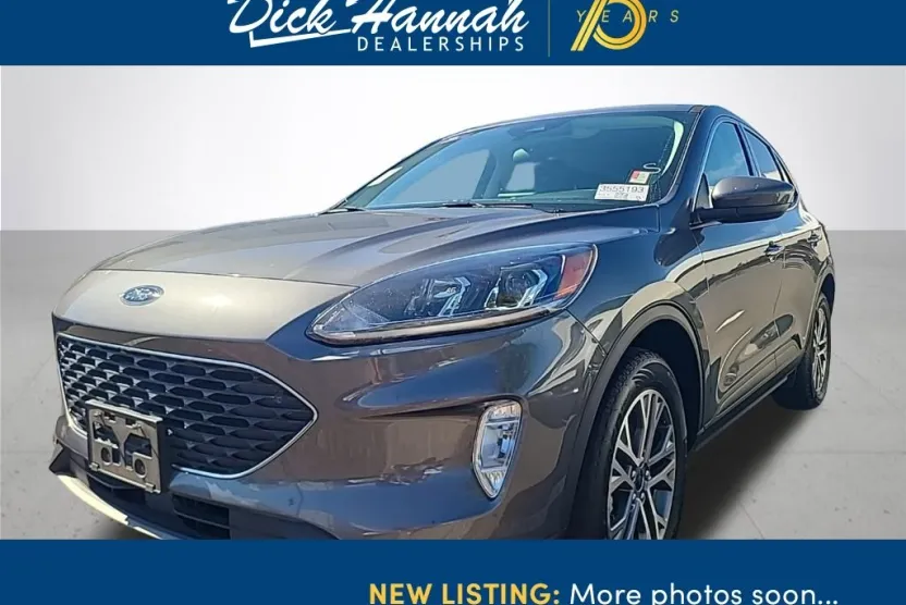 2022 Ford Escape Hybrid SEL photo 1