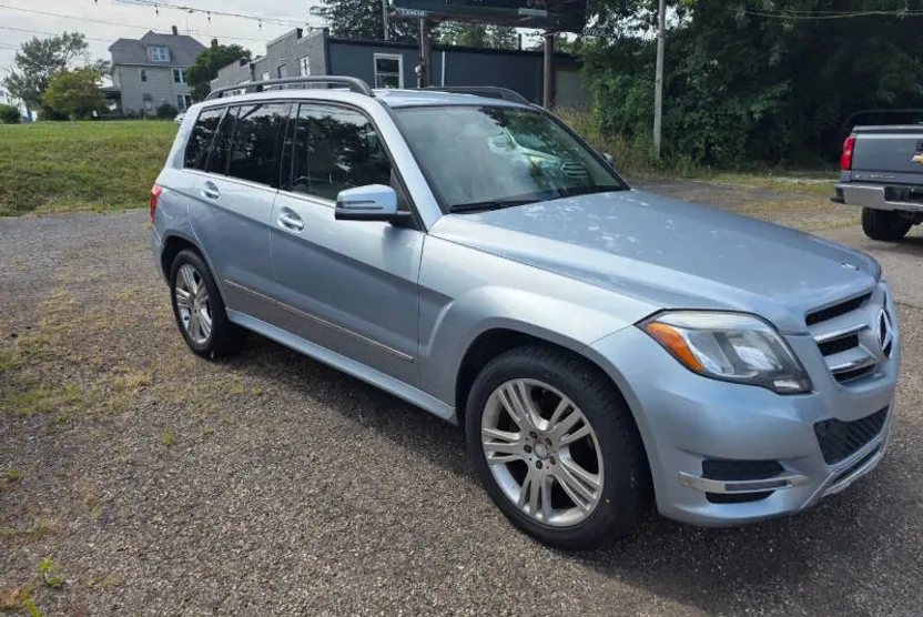 2013 Mercedes Benz GLK 350 photo 1