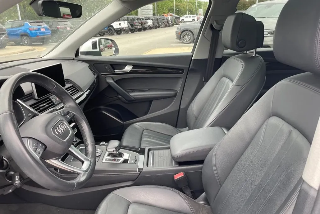 2019 Audi Q5 2.0T Premium Plus photo 1