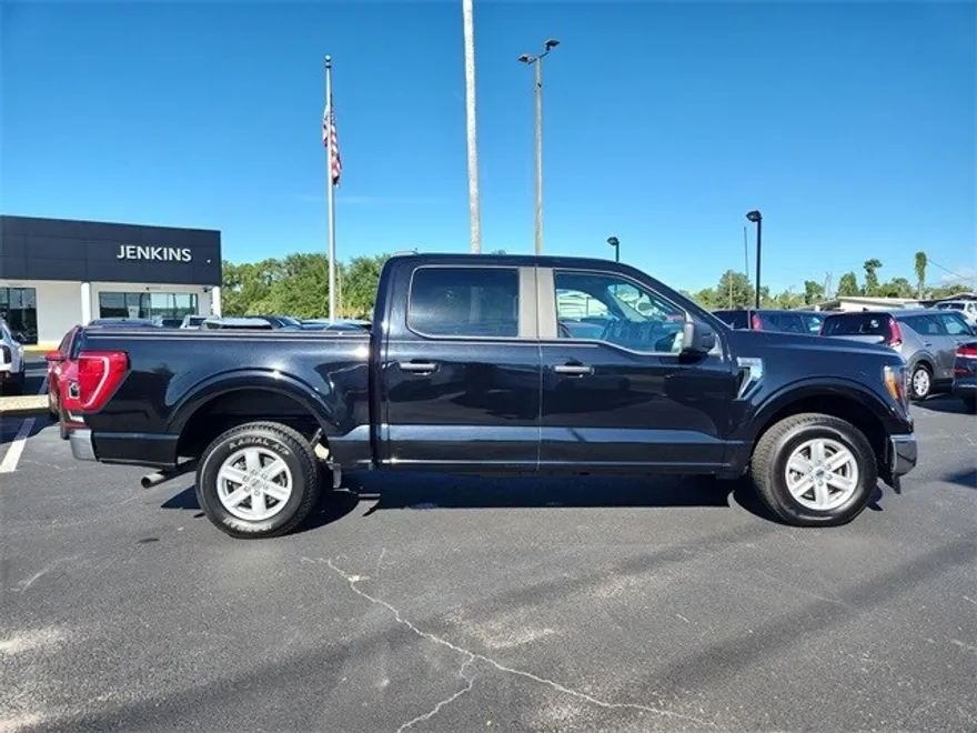 2023 Ford F-150 XLT photo 1