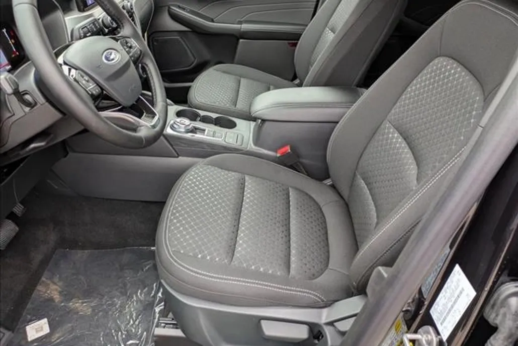 2025 Ford Escape Active photo 1
