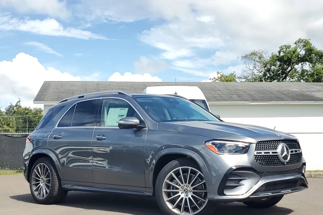 2025 Mercedes Benz GLE 350 4MATIC photo 1