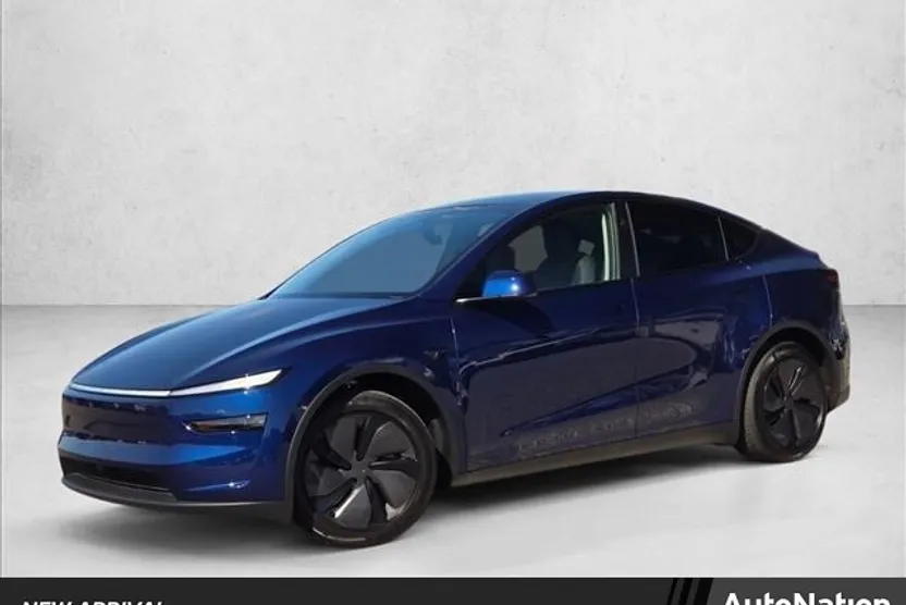2026 Tesla Model Y Long Range photo 1