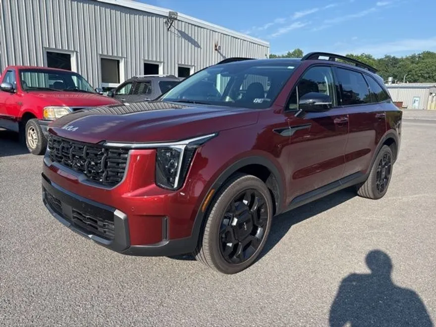 2024 Kia Sorento X-Line EX photo 1