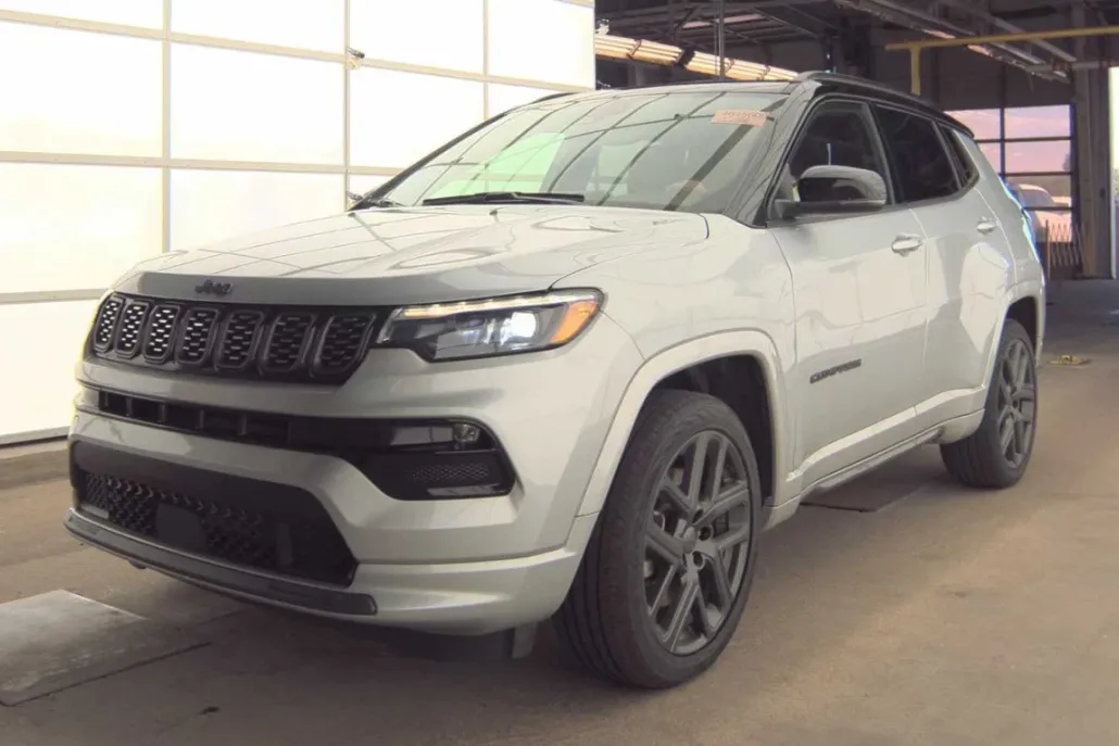 2024 Jeep Compass Limited photo 1
