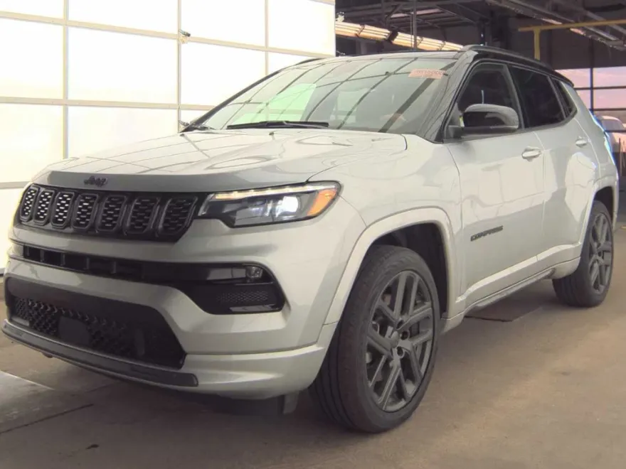 2024 Jeep Compass Limited photo 1